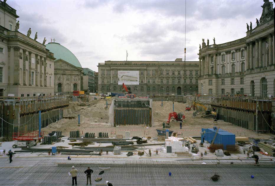 Bebelplatz @ Stefanie Bürkle - VG Bild-Kunst, 1995