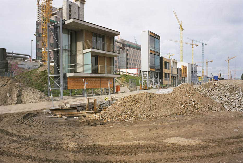 Mock Up Potsdamer Platz, C-Print behind Diasec, 100 x 140 cm, 1995 @ Stefanie Bürkle - VG Bild Kunst, Bonn